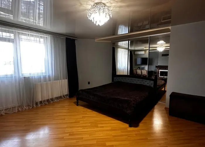 Like Hotel
